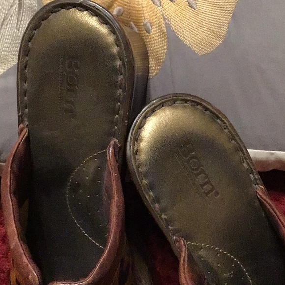 Ladies Born Mule Clogs - Picture 2 of 9